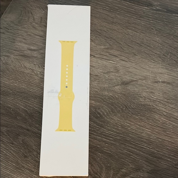 Apple soft Yellow Smartwatch Band 40MM - Picture 1 of 2